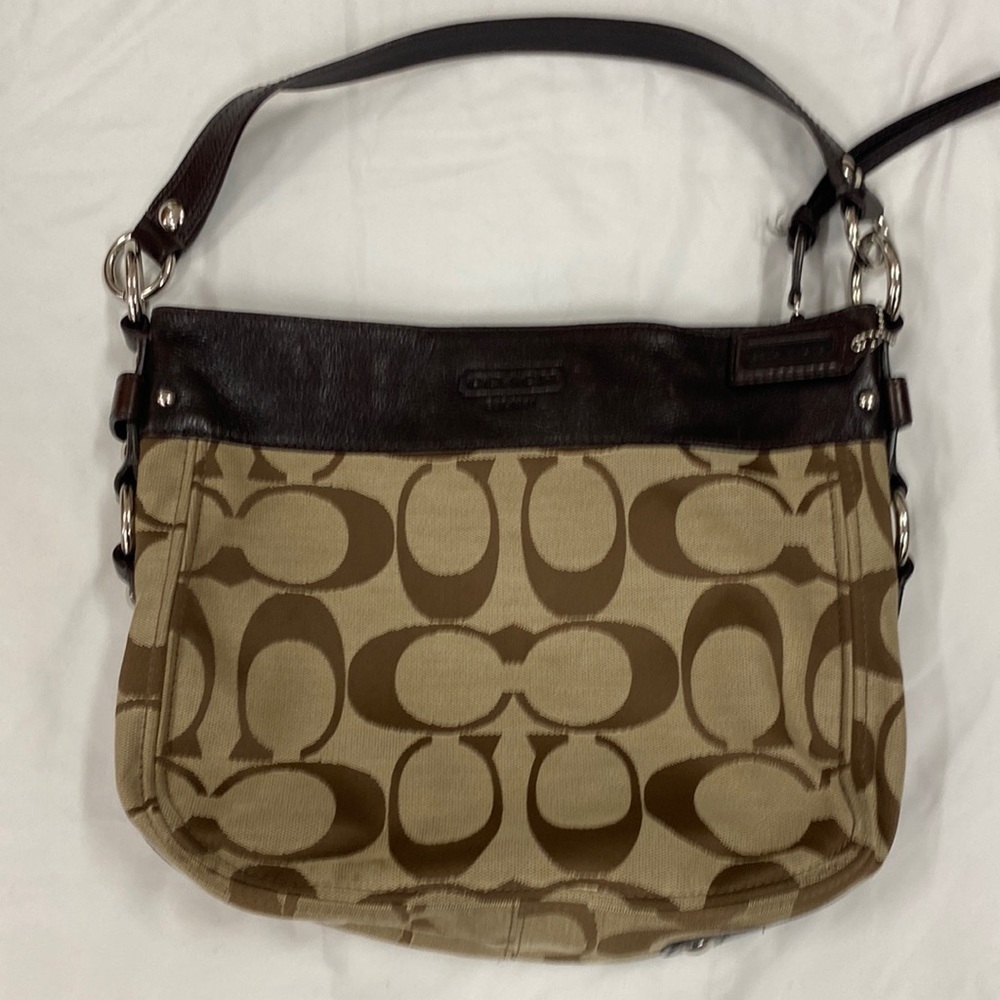 Coach Zoe signature shoulder bag